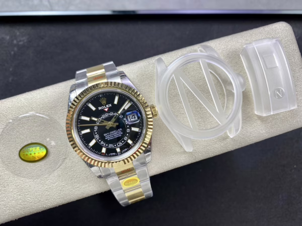Rolex Sky Dweller 42 Yellow Rolesor Black Dial Oyster M336933 0003 Men's Watch - Image 8