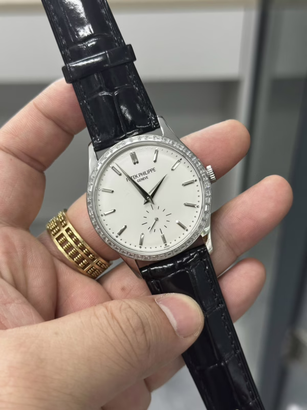 Patek Philippe Calatrava Silver Dial 18 kt White Gold 5196G 001 - Image 14