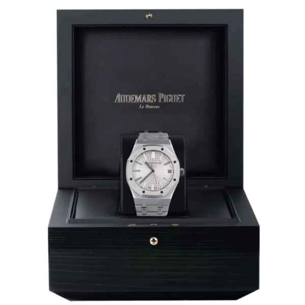 Audemars Piguet Royal Oak  Royal 15500St.Oo.1220St.04  White Index Self- Winding 41Mm - Image 2