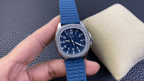 Replica Patek Philippe Aquanaut Blue 5067A 022 Watch For Sale - Image 4