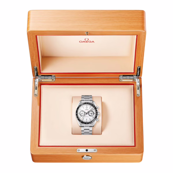 OMEGA Speedmaster Racing 44.25mm White Dial Automatic Bracelet Watch - Image 4