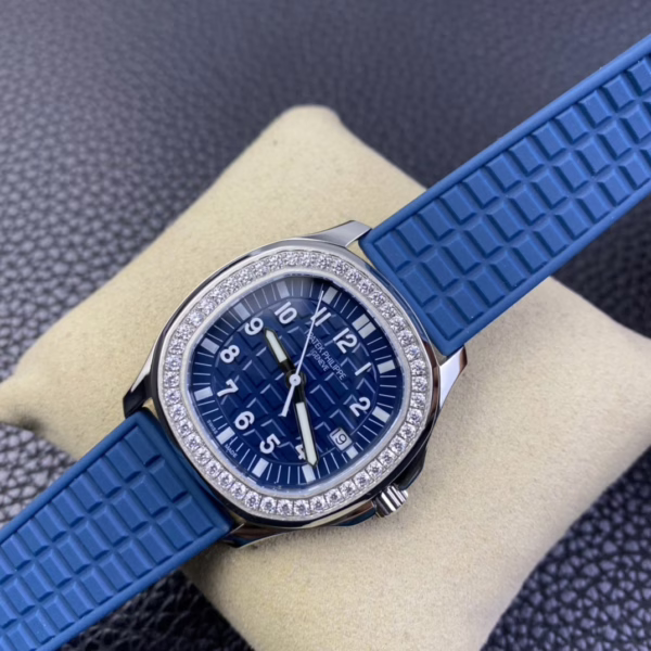 Replica Patek Philippe Aquanaut Blue 5067A 022 Watch For Sale - Image 2