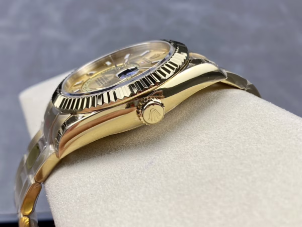 Rolex Sky Dweller 42mm Yellow Gold Champagne Dial m336938 0001 Men's Replica Watch - Image 7