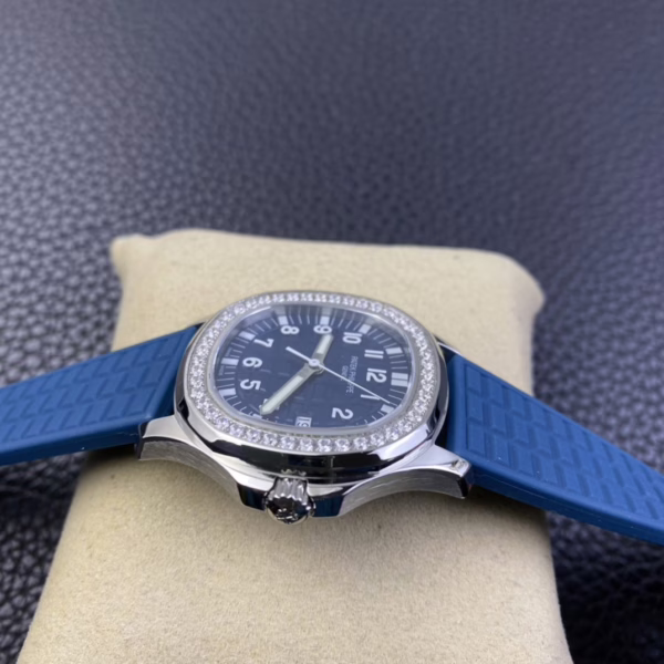 Replica Patek Philippe Aquanaut Blue 5067A 022 Watch For Sale - Image 8