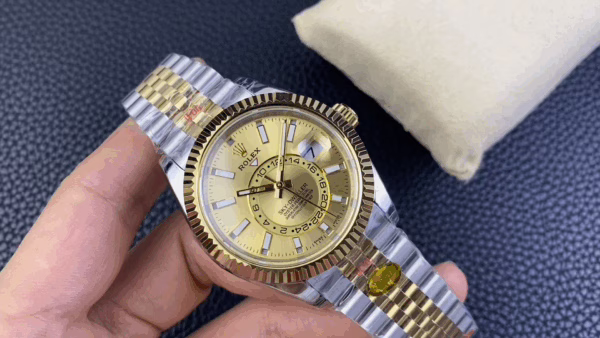 Rolex Sky Dweller 42mm Champagne Dial Stick Markers Jubilee M336933 0002 Men's Watch - Image 5