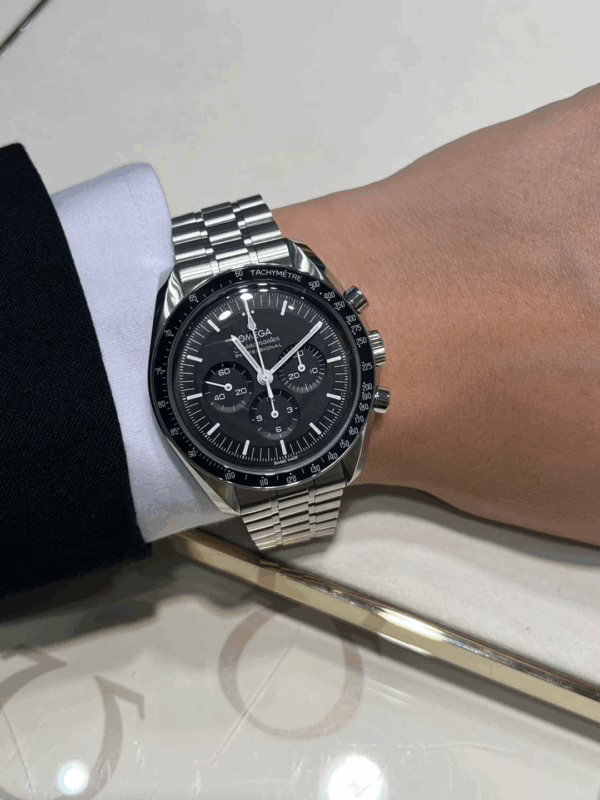 OMEGA Speedmaster Moonwatch 42mm Hesalite Glass Men's Bracelet Watch - Image 5