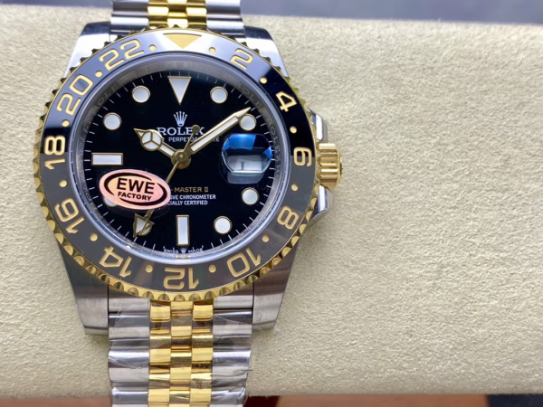 Rolex GMT Master II Black Dial Steel 18kt Yellow Gold 126713GRNR 0001 Men's Watch - Image 2