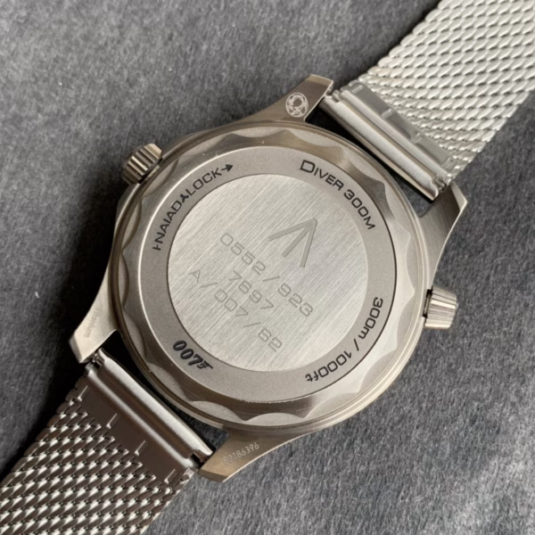 OMEGA Seamaster Diver 300m 007 No Time to Die Edition James Bond Watch 42MM - Image 7