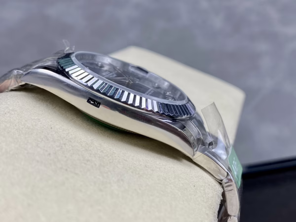 Rolex Datejust 126334 0015 Fluted Bezel Blue Diamond Dial 41MM Mens Replica Watch - Image 7