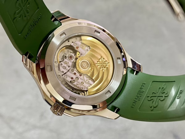 Replica Patek Philippe Aquanaut 5168G 010 40mm Watch - Image 18