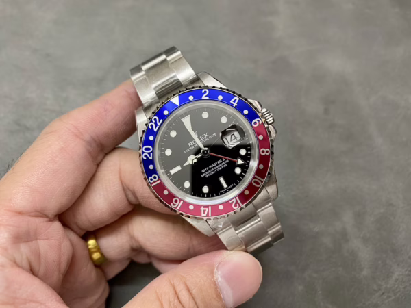 Rolex GMT-Master II 16710 Black Dial Blue Red Pepsi Bezel 40MM Mens Replica Watch - Image 2