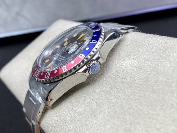 Rolex GMT-Master II 16710 Black Dial Blue Red Pepsi Bezel 40MM Mens Replica Watch - Image 10