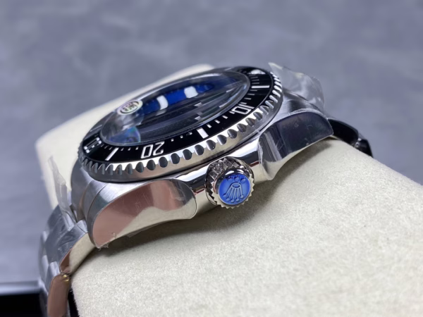 Rolex Sea-Dweller Deepsea 136660 0005 Stainless Steel Black Blue Dial 44MM Mens Replica Watch - Image 8