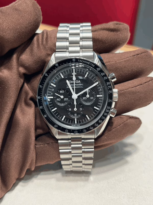 OMEGA Speedmaster Moonwatch 42mm Hesalite Glass Men's Bracelet Watch - Image 4