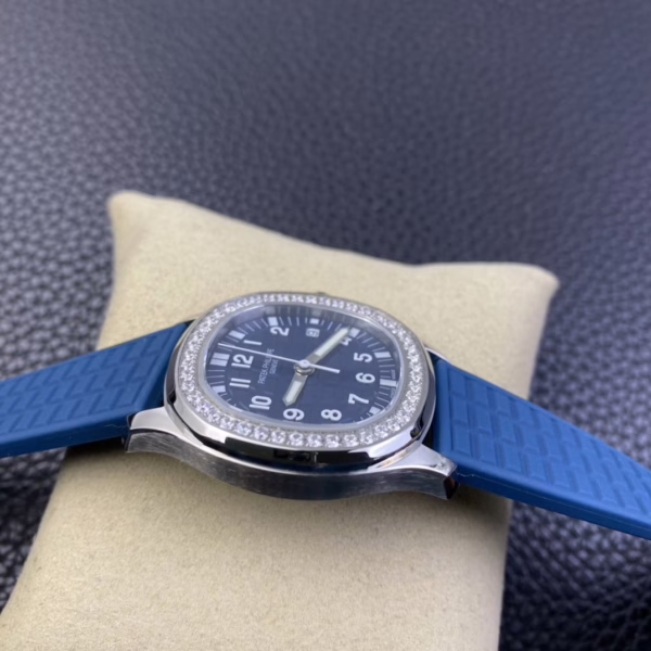 Replica Patek Philippe Aquanaut Blue 5067A 022 Watch For Sale - Image 7