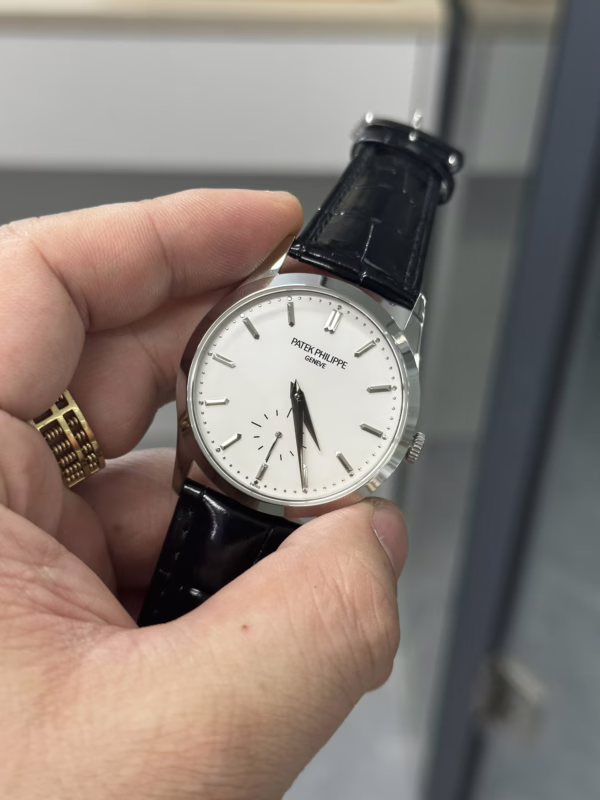 Patek Philippe Calatrava Silver Dial 18 kt White Gold 5196G 001 - Image 5