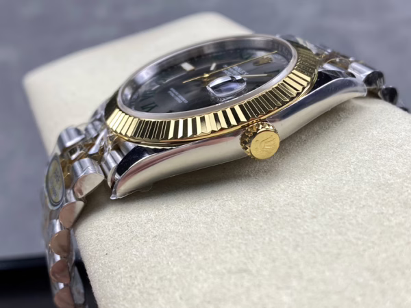 Rolex Datejust Two-Tone Steel Yellow Gold Fluted Bezel m126233 0035 36mm Unisex Replica Watch - Image 7