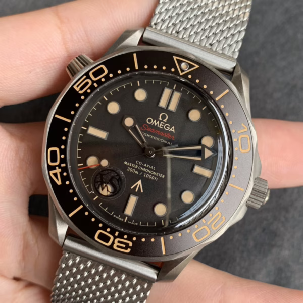 OMEGA Seamaster Diver 300m 007 No Time to Die Edition James Bond Watch 42MM - Image 3