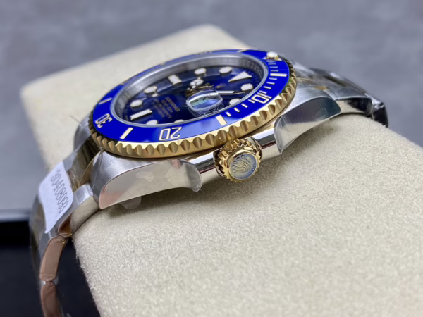 Replica Rolex Submariner Date 116613LB Two Tone Blue Dial 40mm Mens Watch - Image 7