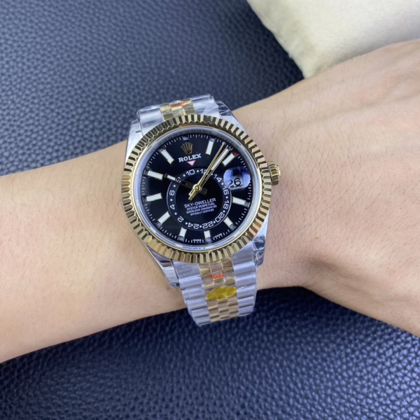 Rolex Sky Dweller 42 Oystersteel and Yellow Gold M336933 0004 Men's Watch - Image 11