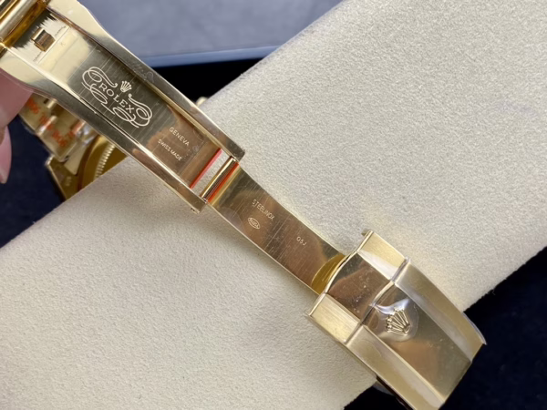 Rolex Sky Dweller Yellow Gold Black Dial Oyster M336938 0002 Men's Replica Watch - Image 7