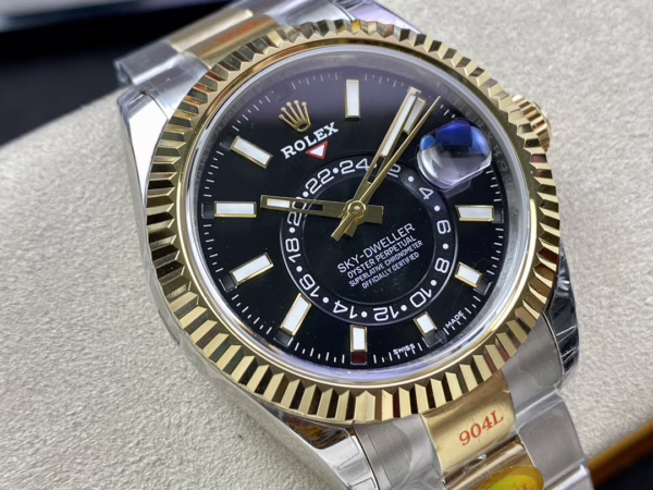 Rolex Sky Dweller 42 Yellow Rolesor Black Dial Oyster M336933 0003 Men's Watch - Image 3