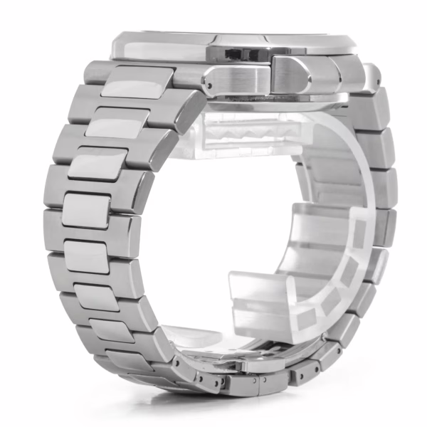 Patek Philippe Nautilus 5990A 40.5MM - Image 8