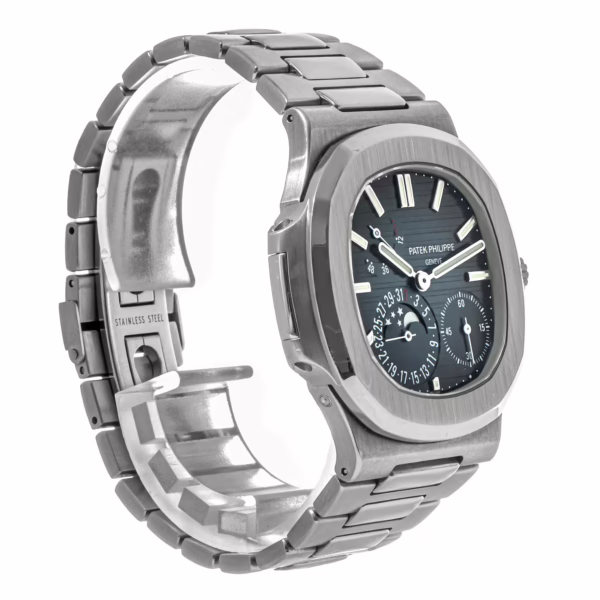 Patek Philippe Nautilus 5712A 40MM - Image 4