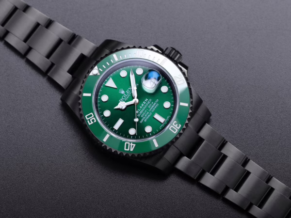 Rolex Submariner 'Hulk' 116610LV - Image 11