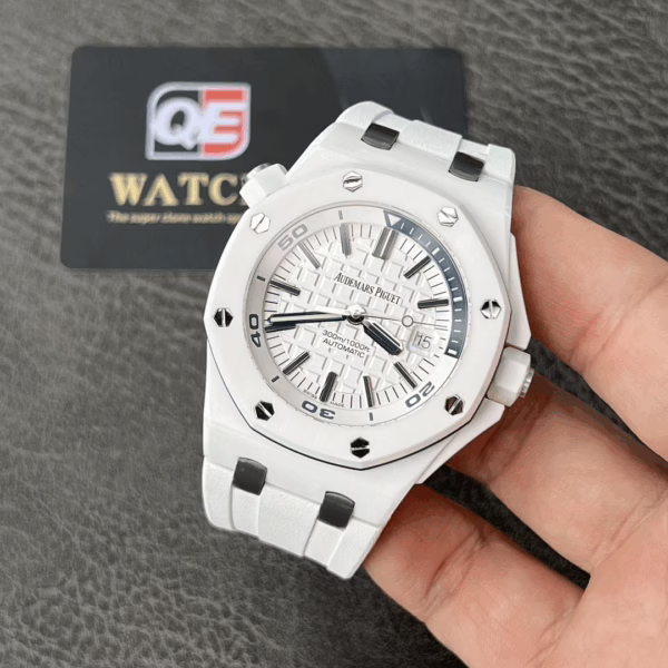 AUdemars Piguet Royal Oak Offshore Diver 15707 White Ceramic on White Rubber Strap 42mm Super Clone - Image 5