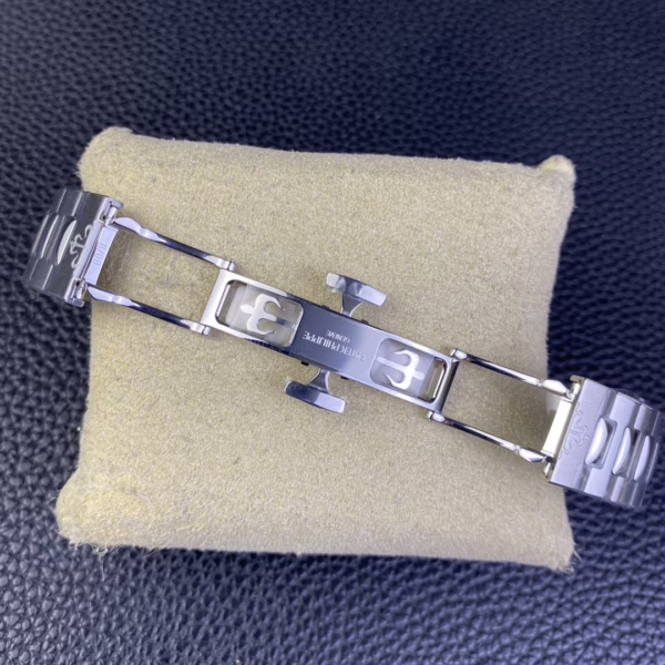 Patek Philippe Nautilus Self Winding Watch 5811 1G 001 Replica Watch - Image 9