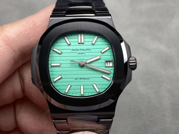 Patek Philippe Nautilus 5711 AET Green Dial Black Ceramic 40mm Men's Watch - Image 2