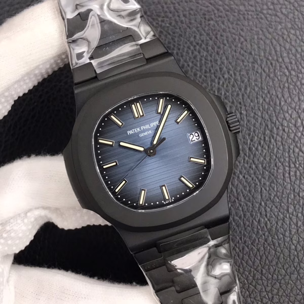 Replica Patek Philippe Nautilus Blue Dial 5711 40MM Mens Watch - Image 3