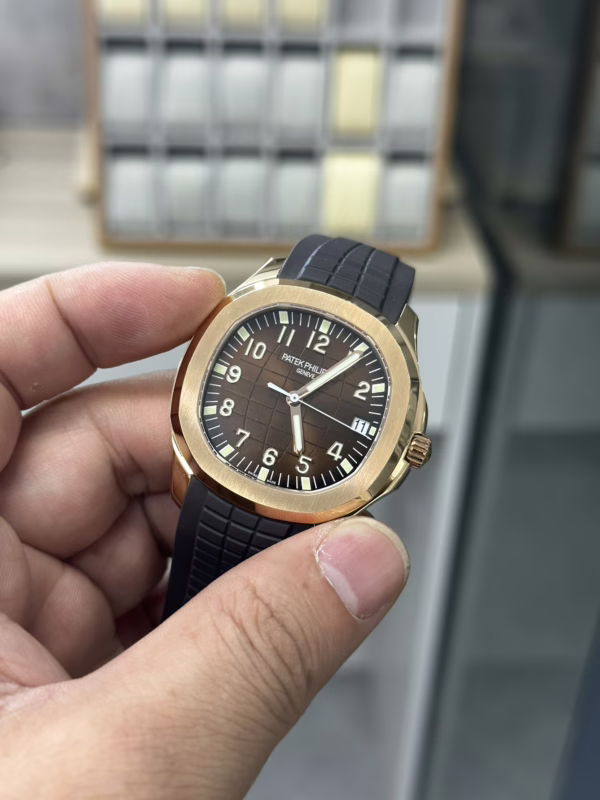Replica Patek Philippe Aquanaut 5167R 001 40mm Mens Watch - Image 8