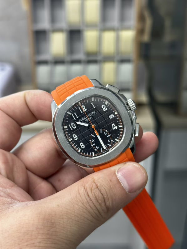 Replica Patek Philippe Aquanaut 5968A 001 Chronograph Orange Rubber 42mm - Image 4