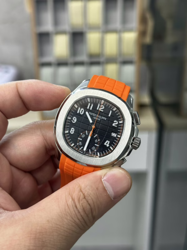 Replica Patek Philippe Aquanaut 5968A 001 Chronograph Orange Rubber 42mm - Image 3