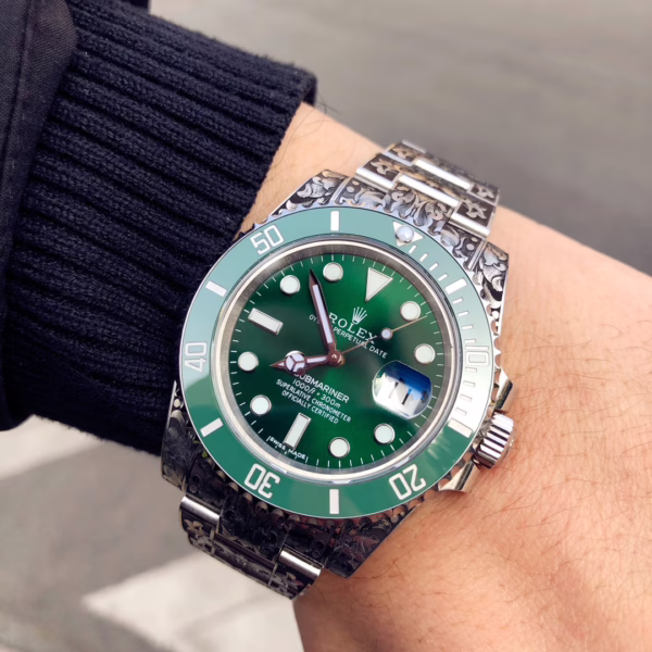 Huckleberry Custom Rolex Submariner Green - Image 4