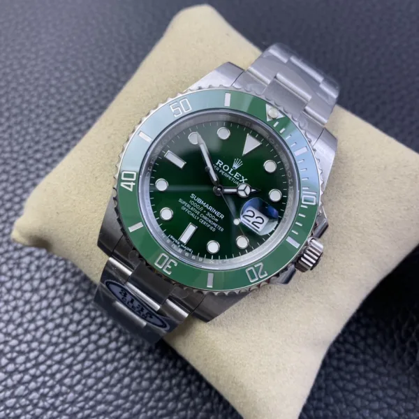 Rolex Submariner Date 116610LV Stainless Steel Oyster 40MM Green Dial Mens Replica Watch - Image 8