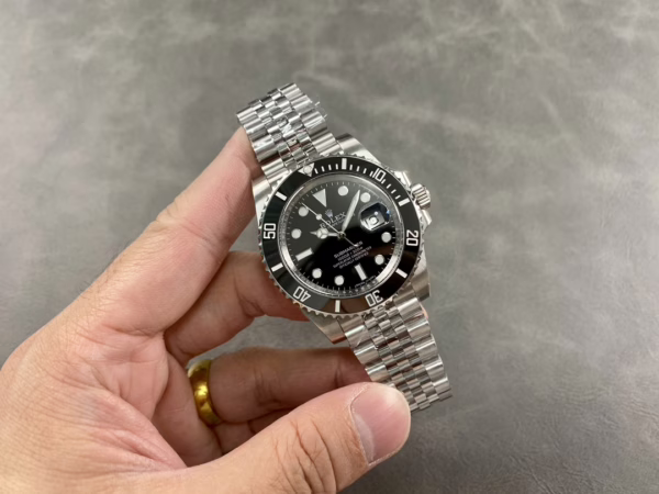 Rolex Submariner 41 Black Dial Fluted Bezel Jubilee 126610LN Men's Watch - Image 7