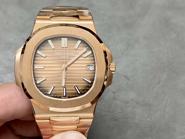 Patek Philippe Nautilus 5711 1R 001 40MM Replica Watch - Image 2