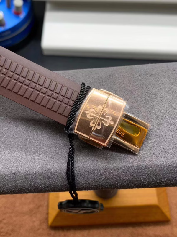 Replica Patek Philippe Aquanaut 5164R 001 Travel Time Rose Gold Mens Watch - Image 7