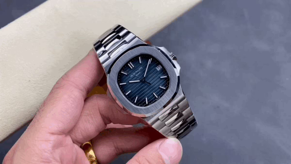 Replica Patek Philippe Nautilus 5711 1A Blue Dial 40mm Mens Watch - Image 10