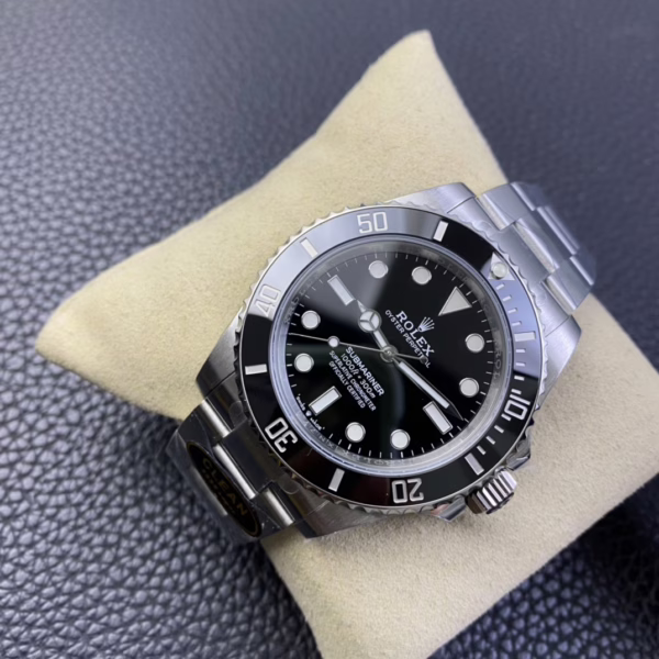 Rolex Submariner 124060 Oyster Stainless Steel Black Dial 41mm Mens Replica Watch - Image 10