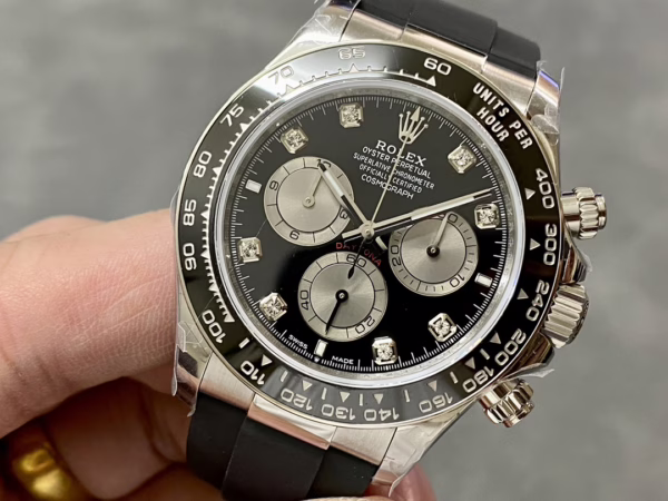 Rolex Cosmograph Daytona 126519LN - Image 4