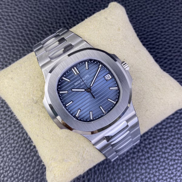 Patek Philippe Nautilus Self Winding Watch 5811 1G 001 Replica Watch - Image 6