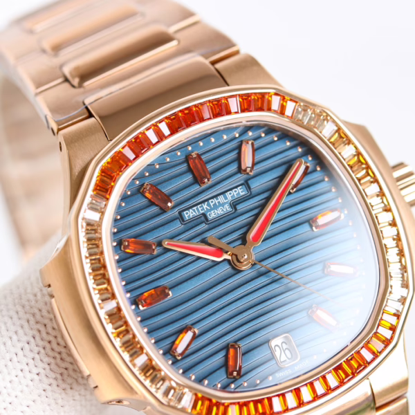 Patek Philippe Nautilus Ladies Rose Gold Blue Dial 7118 35.2mm - Image 4