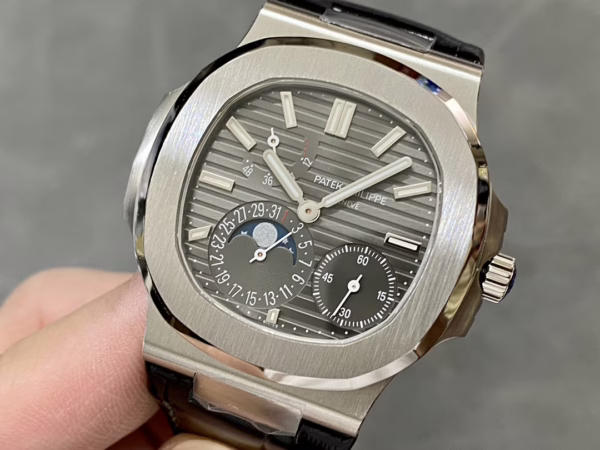 Replica Patek Philippe Nautilus 5712G 001 40mm Mens Watch - Image 3