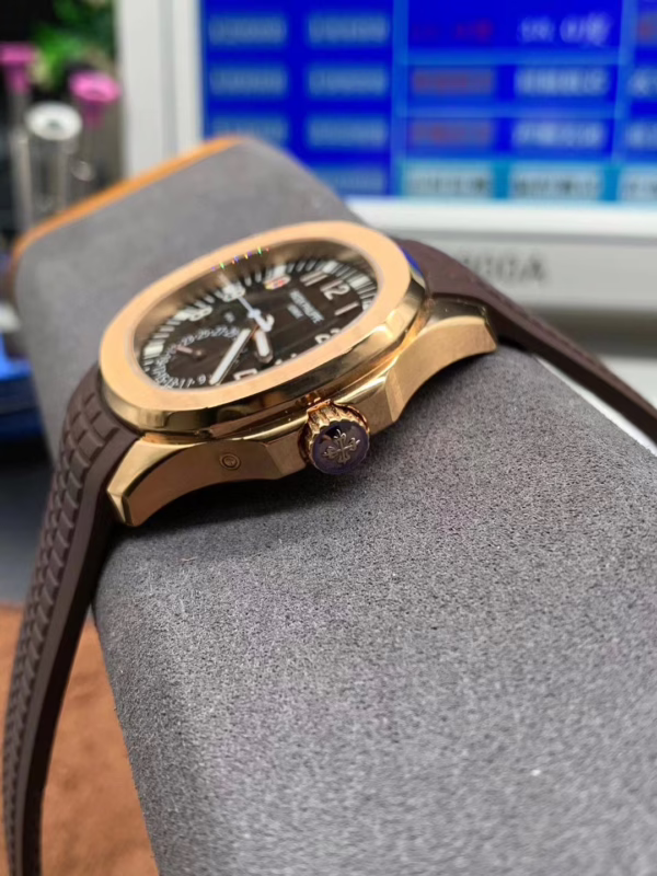 Replica Patek Philippe Aquanaut 5164R 001 Travel Time Rose Gold Mens Watch - Image 4