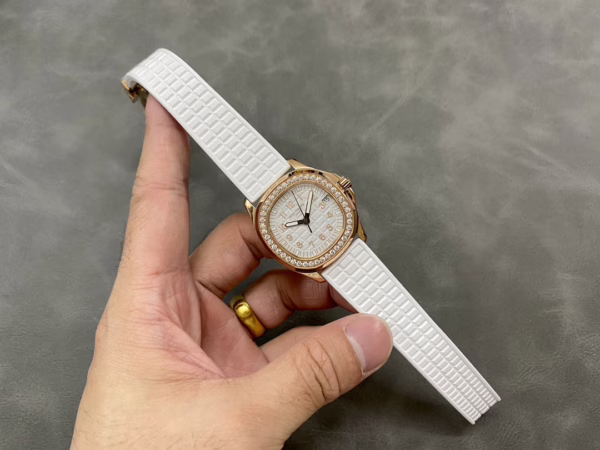 Replica Patek Philippe Aquanaut Rose Gold White Dial 5068R 010 36mm Lady Watch - Image 10